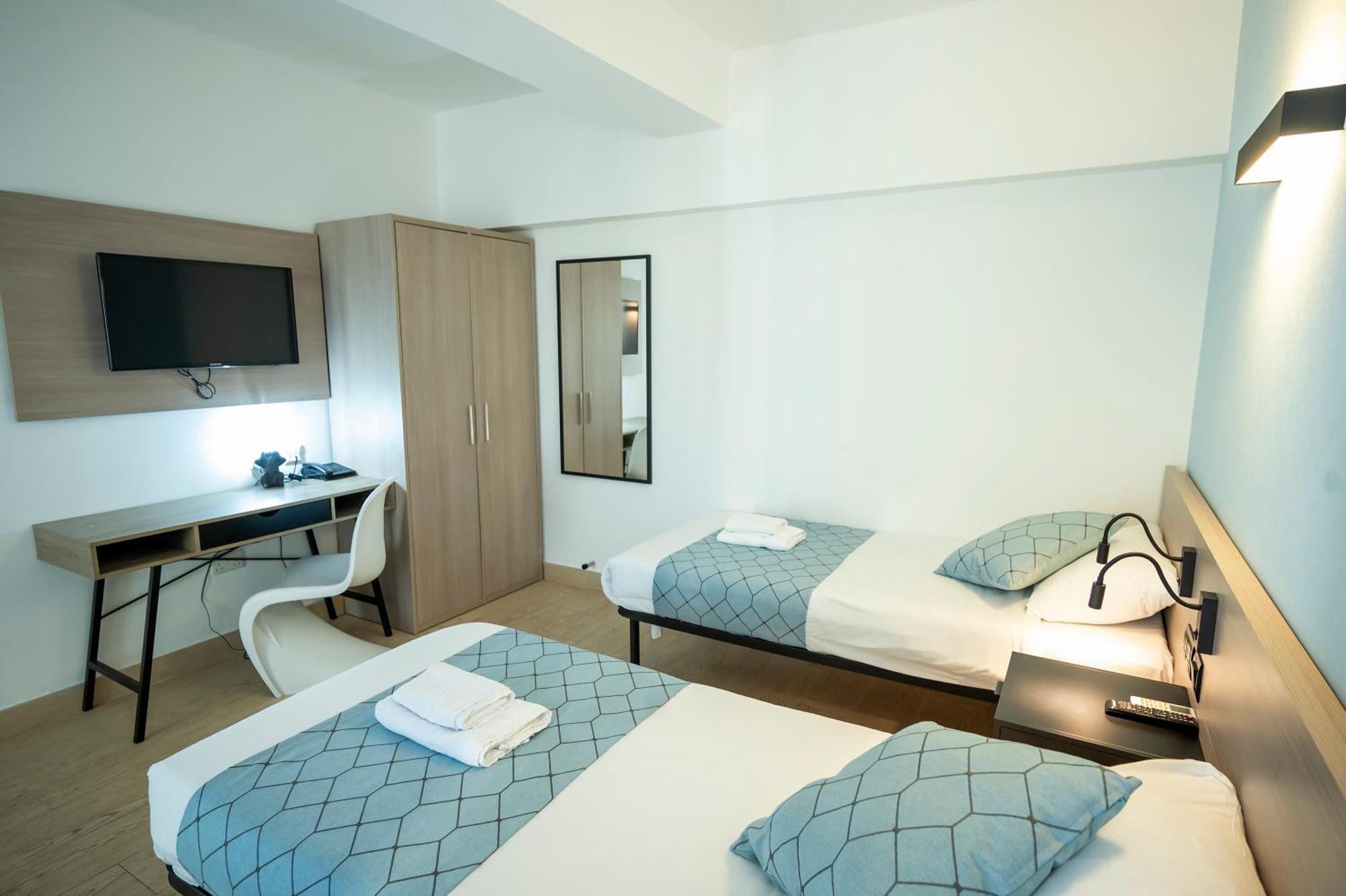 Day'S Inn Hotel And Residence Sliema Ngoại thất bức ảnh
