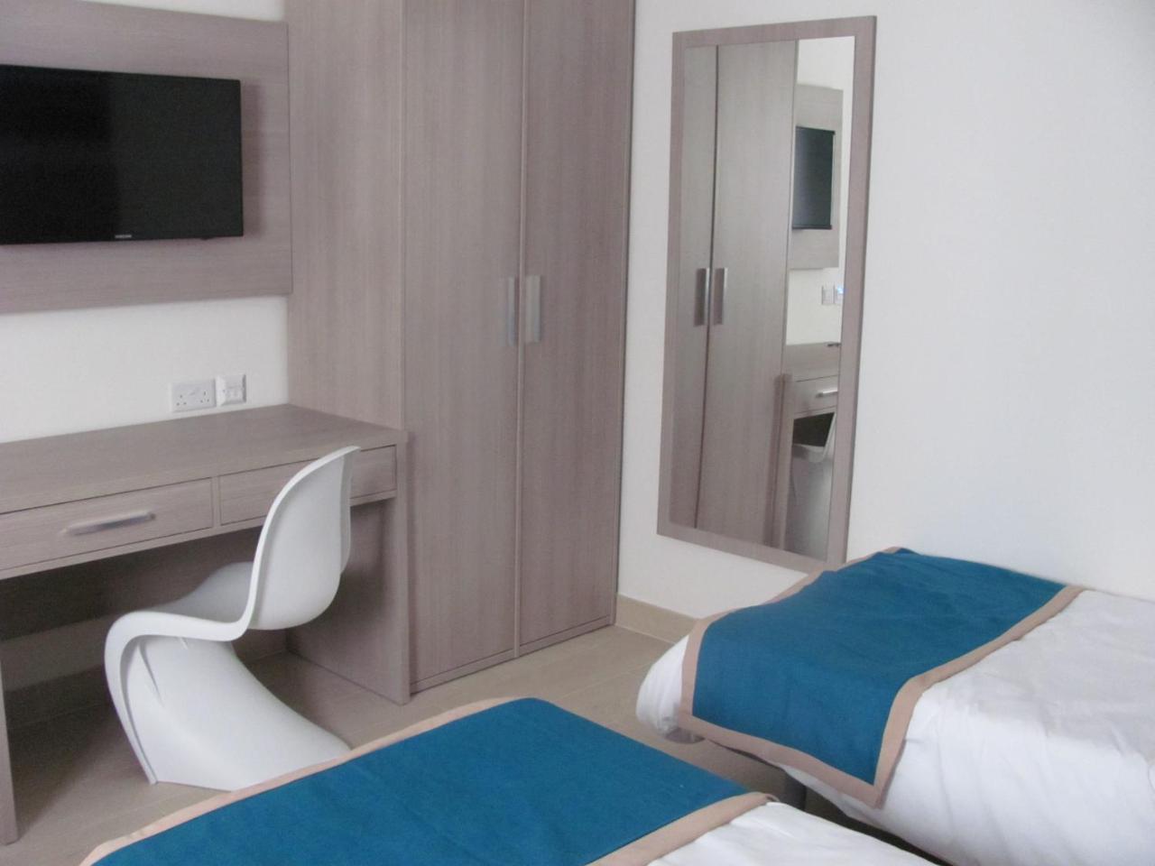 Day'S Inn Hotel And Residence Sliema Ngoại thất bức ảnh