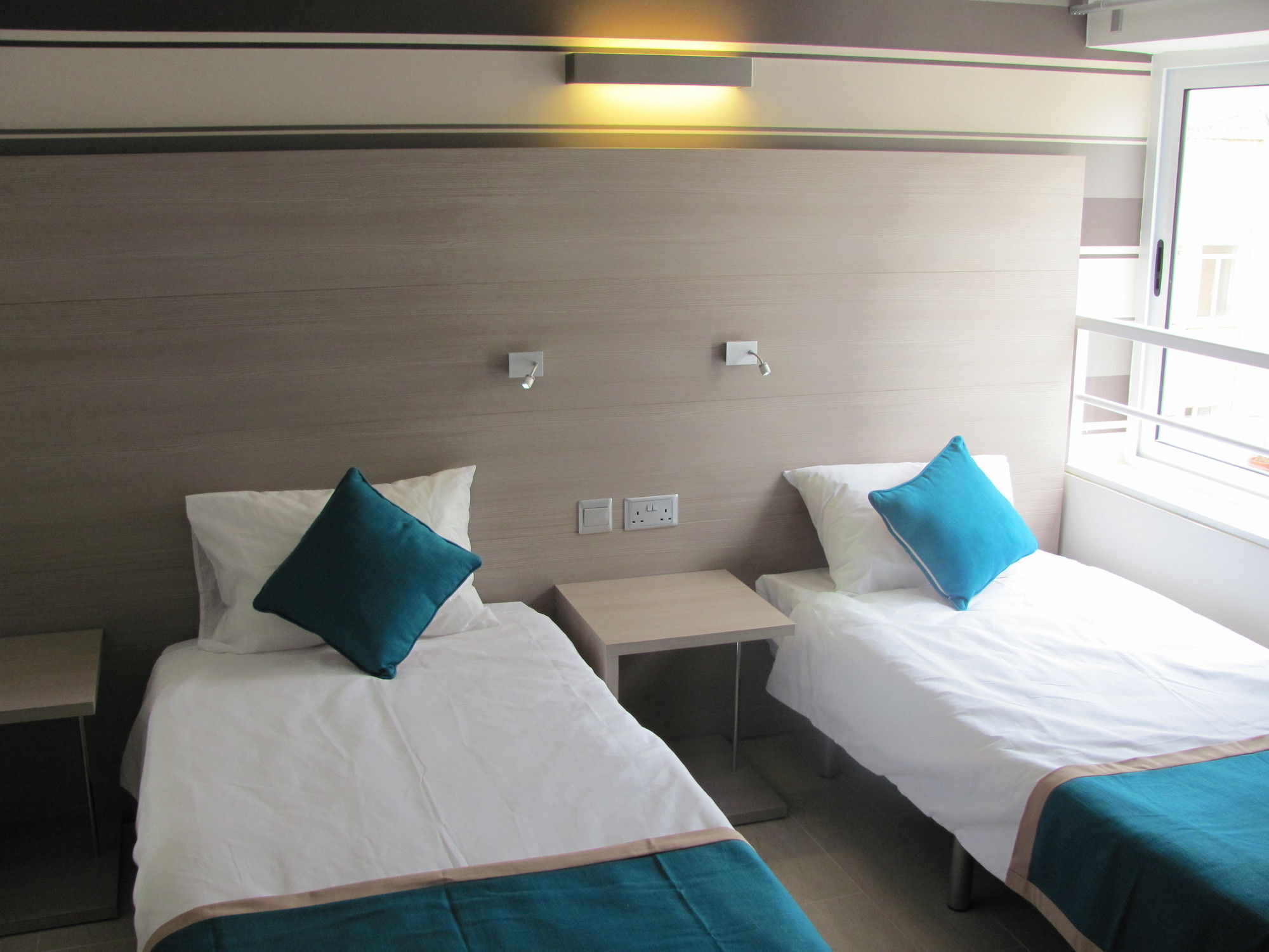 Day'S Inn Hotel And Residence Sliema Ngoại thất bức ảnh